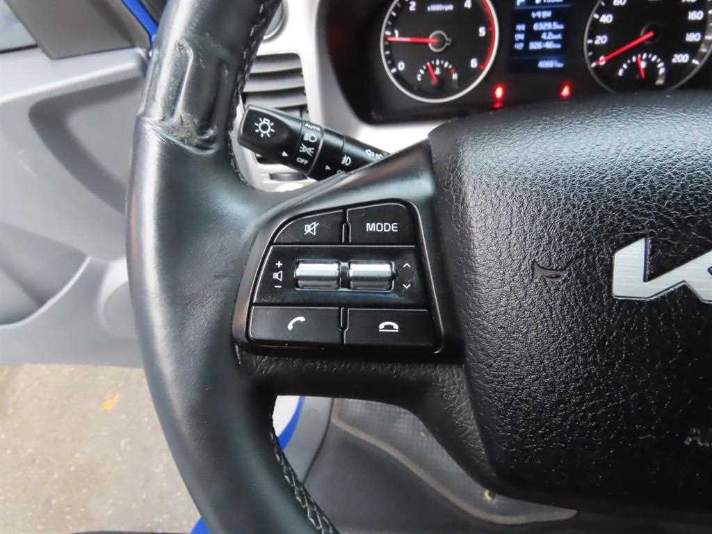 기아 봉고3 1.2톤 카고 LPG 9