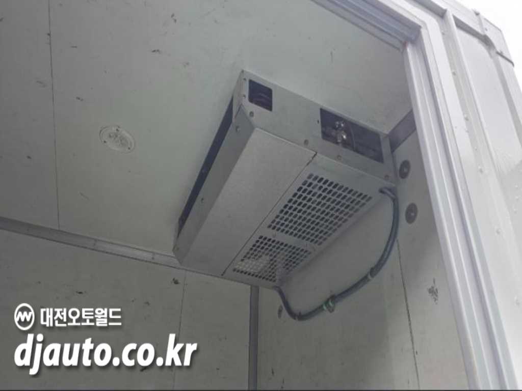 기아 봉고3 1톤 냉동탑 킹캡 장축 18