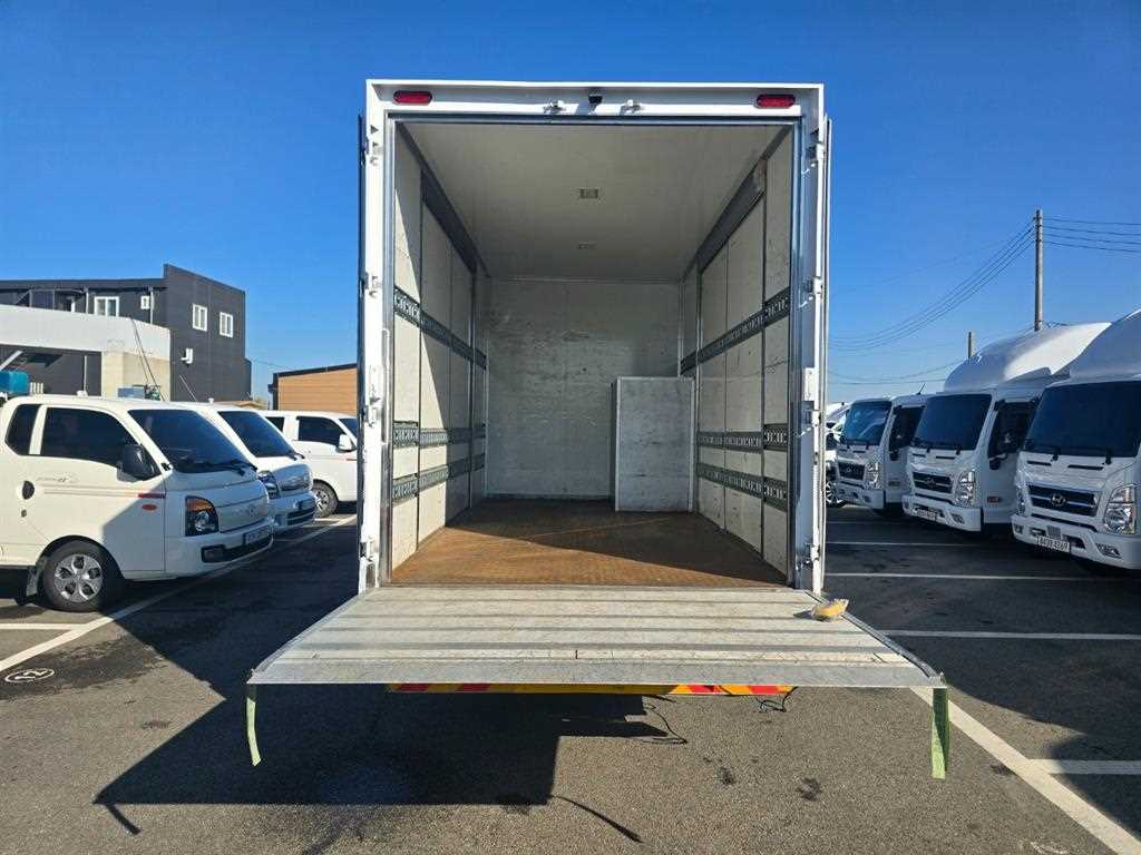 현대 올뉴마이티 2.5톤 익스하이탑 10