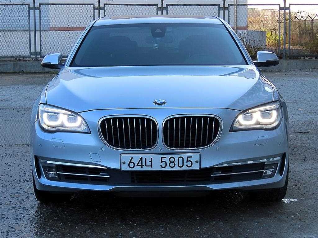 BMW 7시리즈 740 d xDrive 사진 2/20