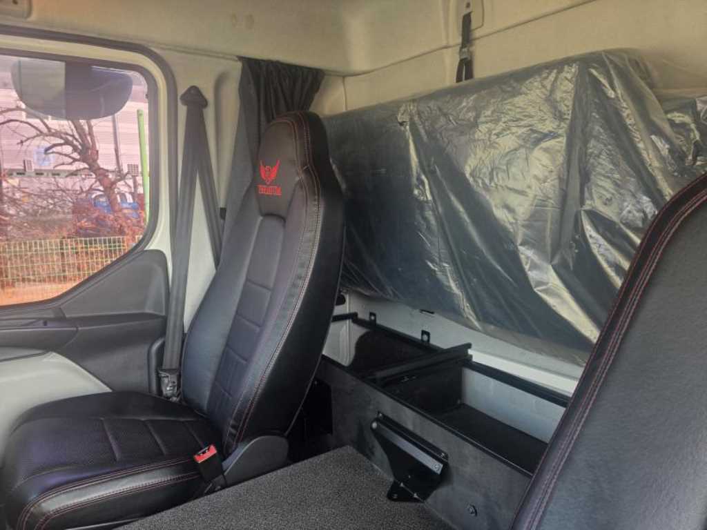 볼보 FL 냉동탑 4.5톤 오토 14