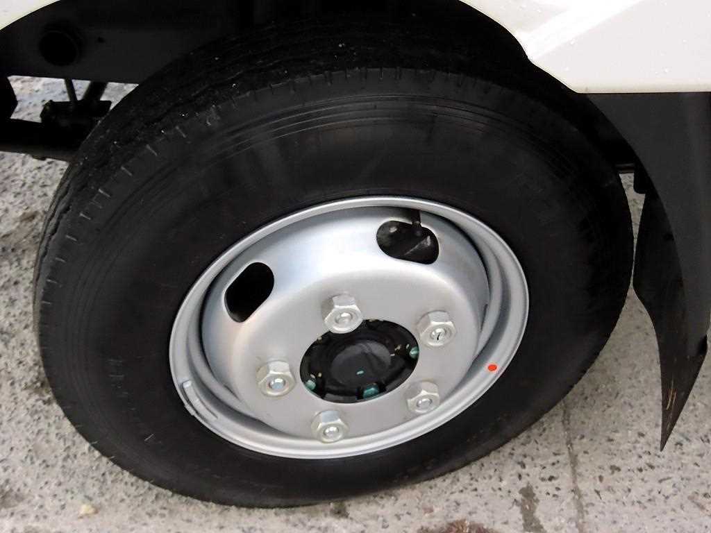 기아 봉고3 1.2톤 카고 LPG 17