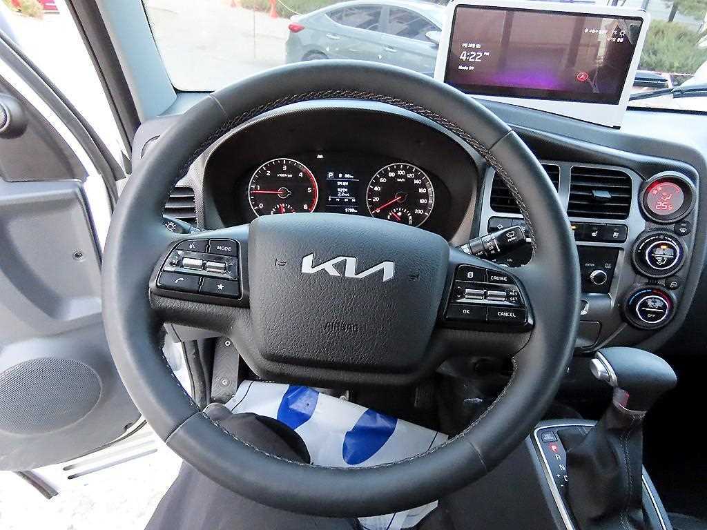 기아 봉고3 1.2톤 카고 LPG 7