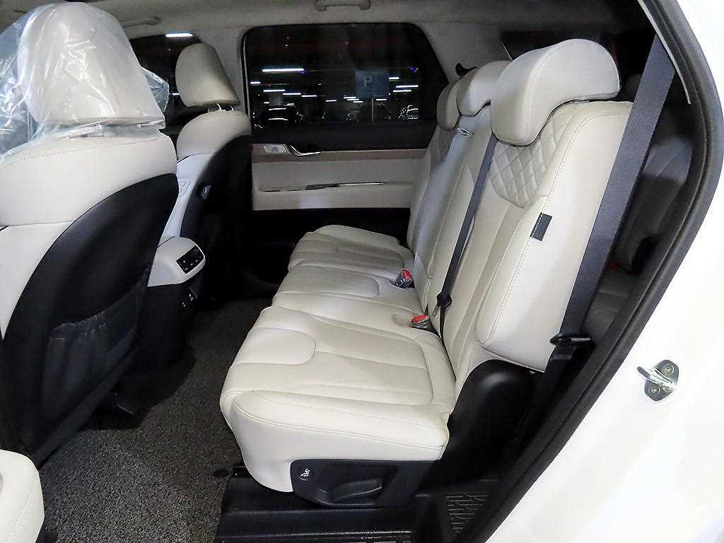 Hyundai Palisade Diesel 2.2 2WD Prestige 8