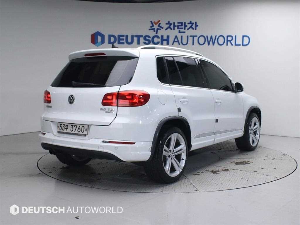 폭스바겐 티구안 2.0 TDI R-라인 사진 2/20