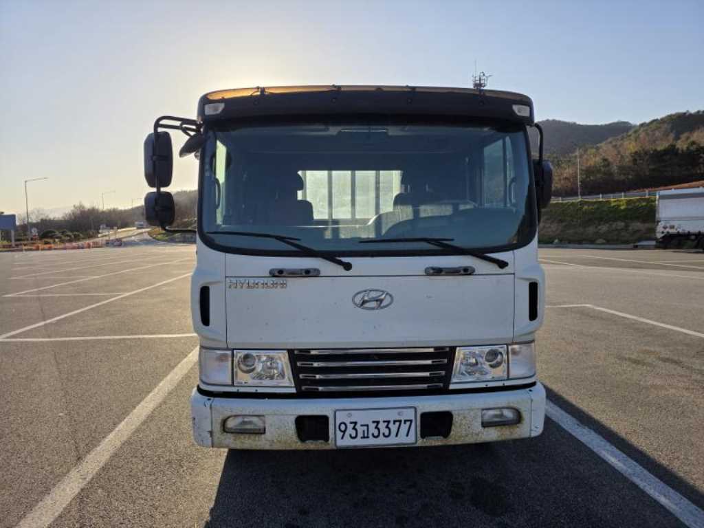 현대 메가트럭 단바리 카고 4.5톤 수동 2