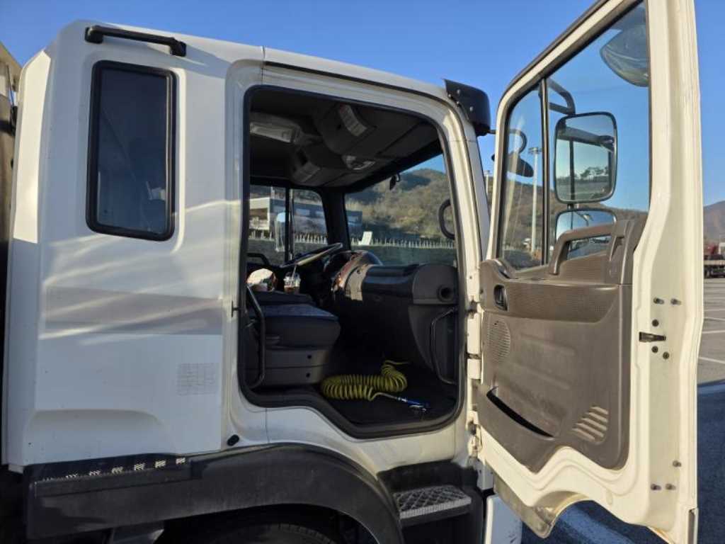 현대 메가트럭 단바리 카고 4.5톤 수동 9