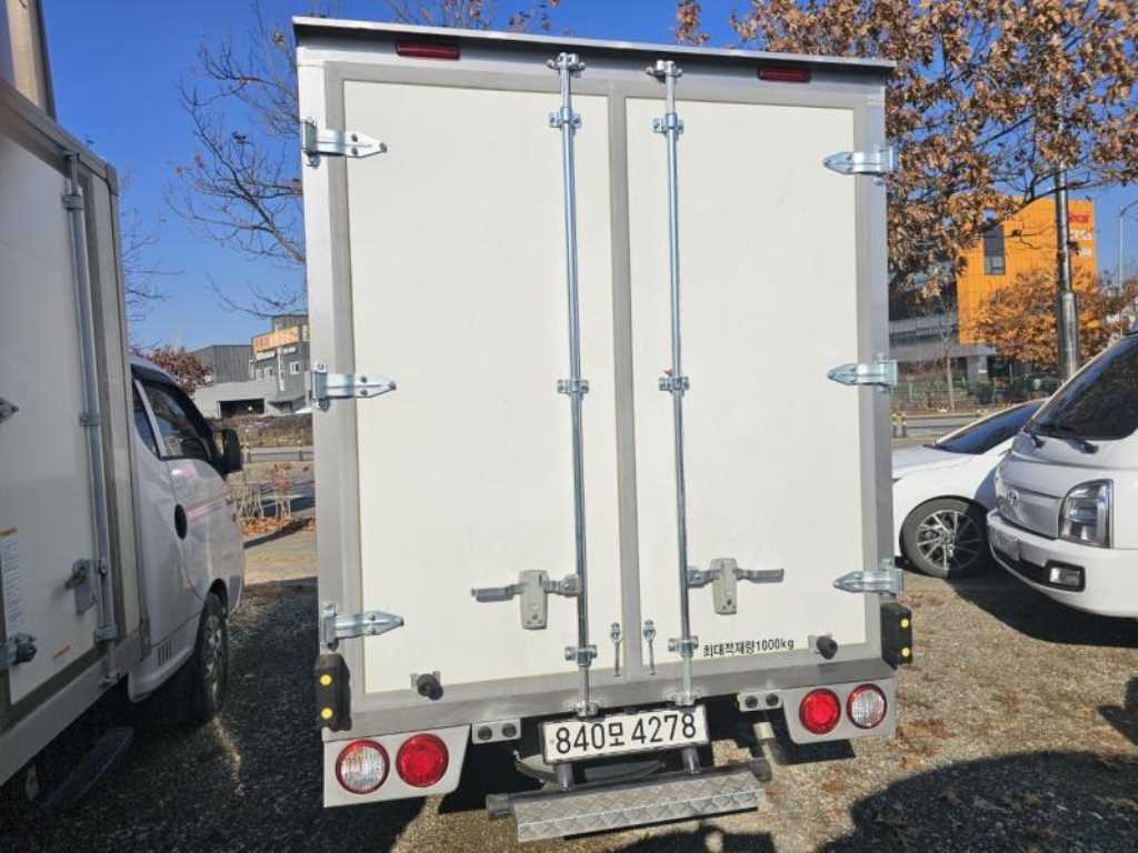 기아 봉고3 1톤 냉동탑 LPG 1