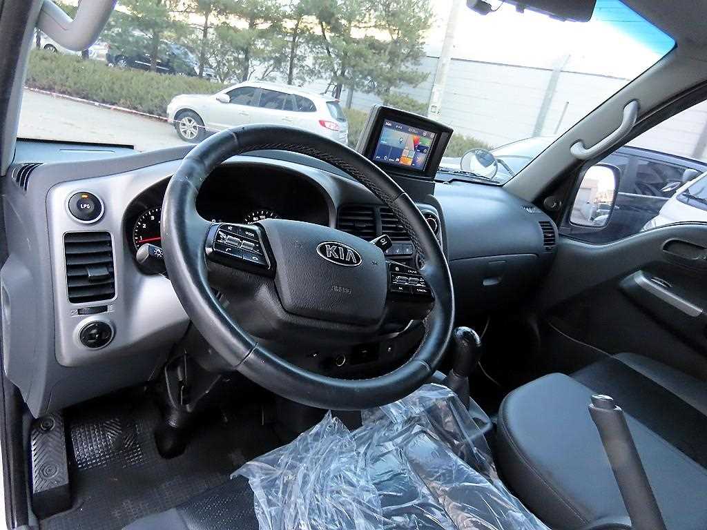 기아 봉고3 1톤 표준탑 LPG 7