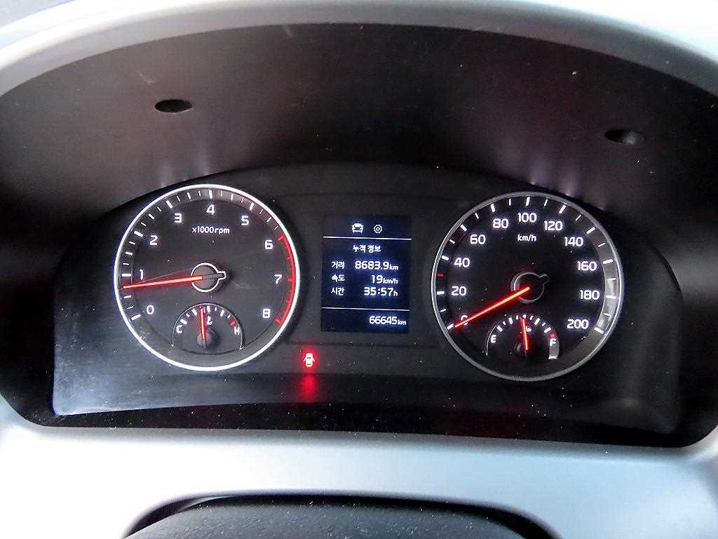 기아 봉고3 1톤 표준탑 LPG 9