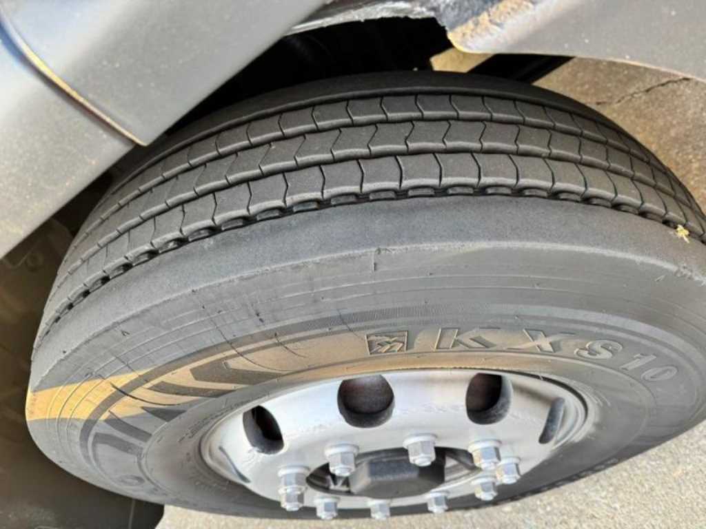 타타대우 프리마 냉동윙 5.5톤 오토 10