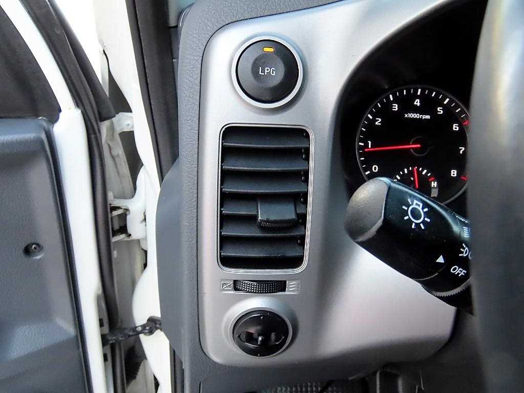 기아 봉고3 1톤 표준탑 LPG 12