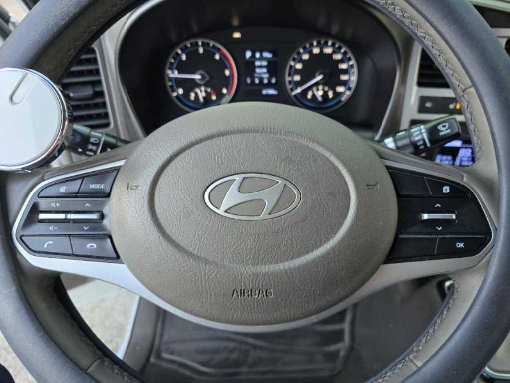 현대 포터2 1톤 카고 LPG 9