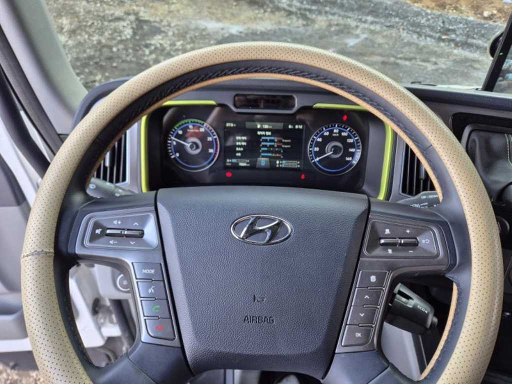 현대 파비스 300 윙바디 7.5톤 오토 12