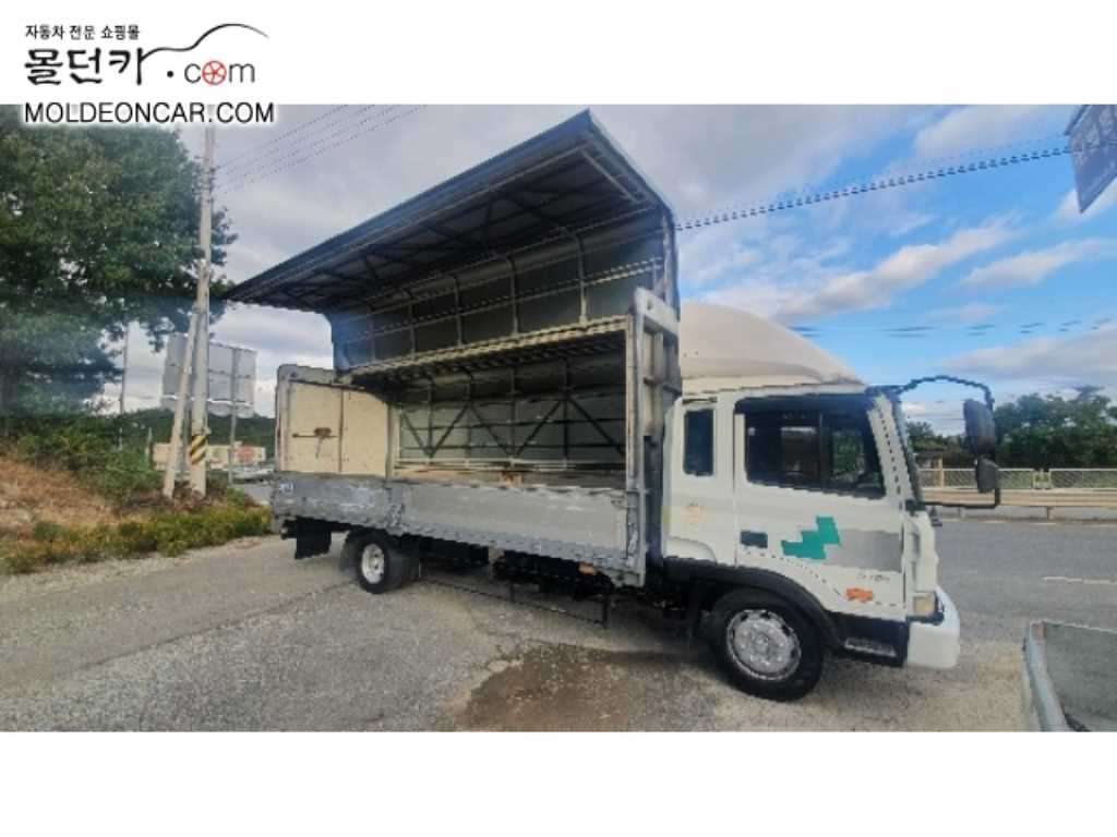 현대 메가트럭 단바리 윙바디 5톤 수동 11