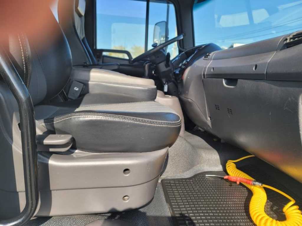 현대 메가트럭 250 단바리 카고 4.5톤 수동 7