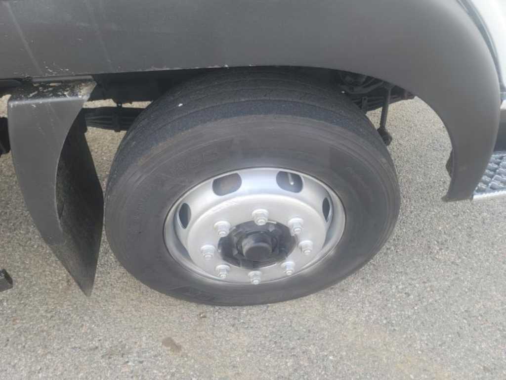 현대 메가트럭 250 단바리 카고 4.5톤 수동 6