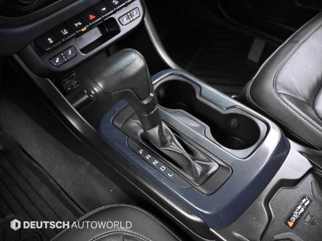 Chevrolet Colorado 3.6 Z71-X Midnight 4WD 10