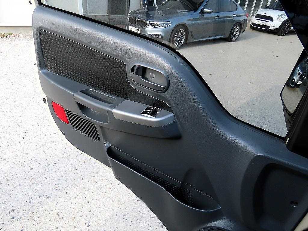 기아 봉고3 1톤 냉동탑 LPG 12