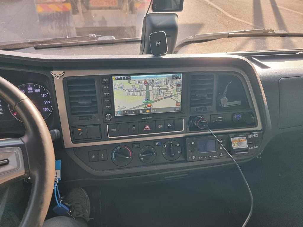 현대 올뉴마이티 2.5톤 냉동탑 3