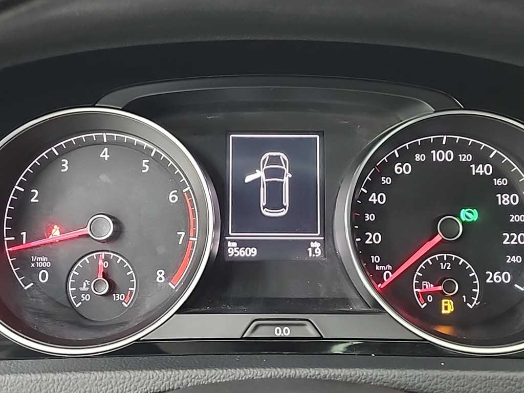 Volkswagen Golf 1.4 TSI Premium 7