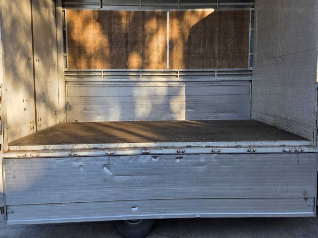 현대 이마이티 윙바디 8