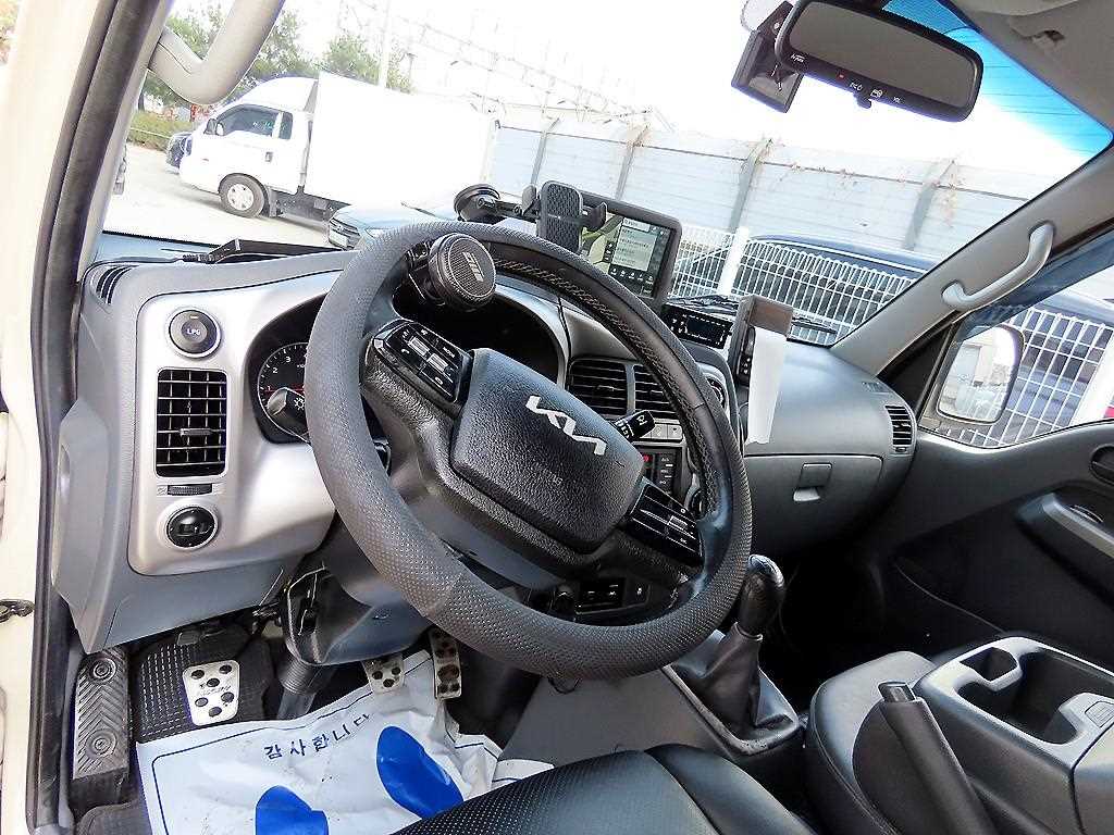 기아 봉고3 1톤 냉동탑 LPG 7