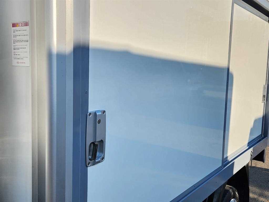 기아 봉고3 1톤 저상탑 전기 13