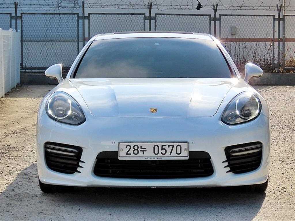 파나메라 4.8 GTS 2016년식