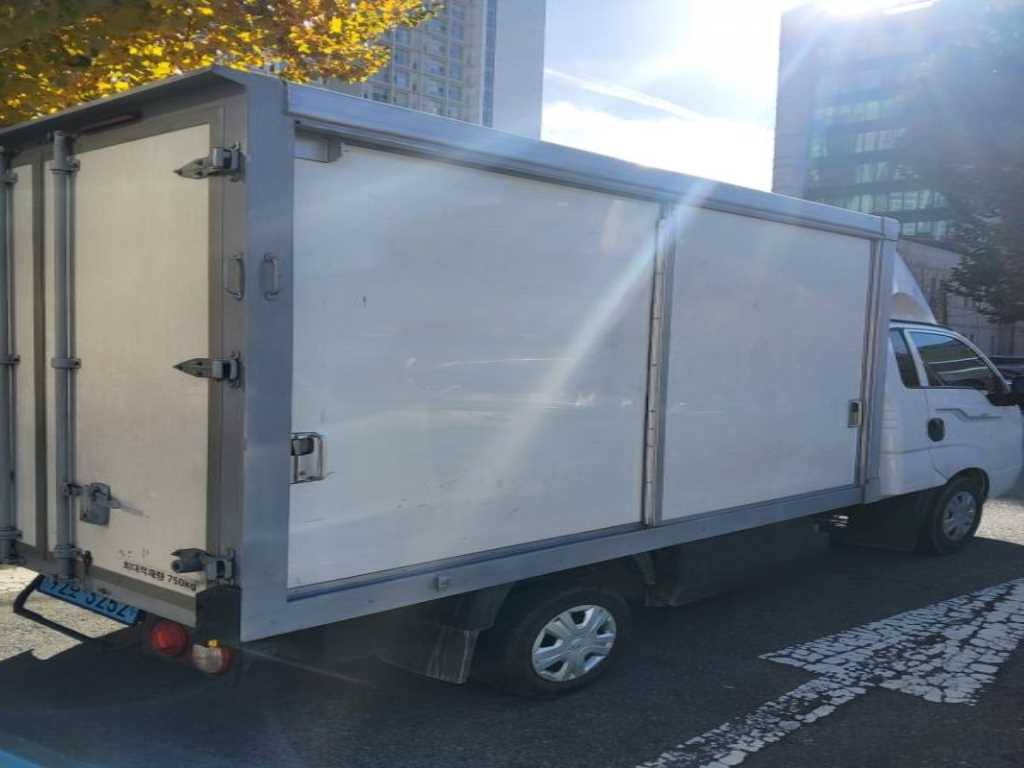 기아 봉고3 1톤 표준탑 전기 2