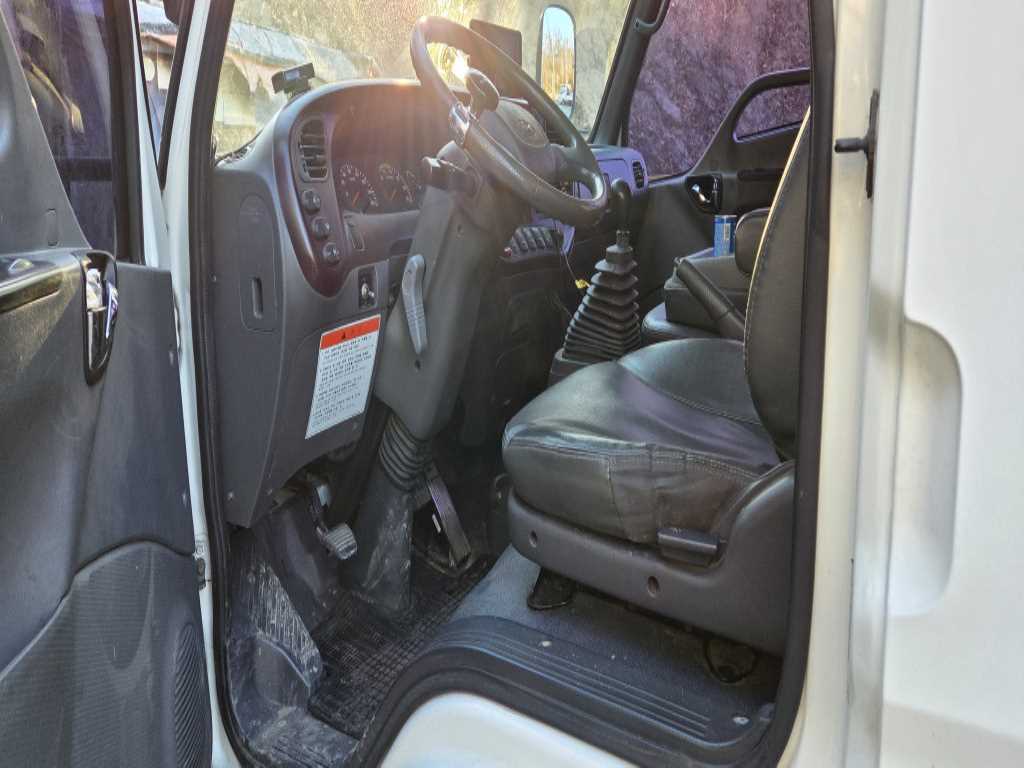 현대 이마이티 윙바디 4