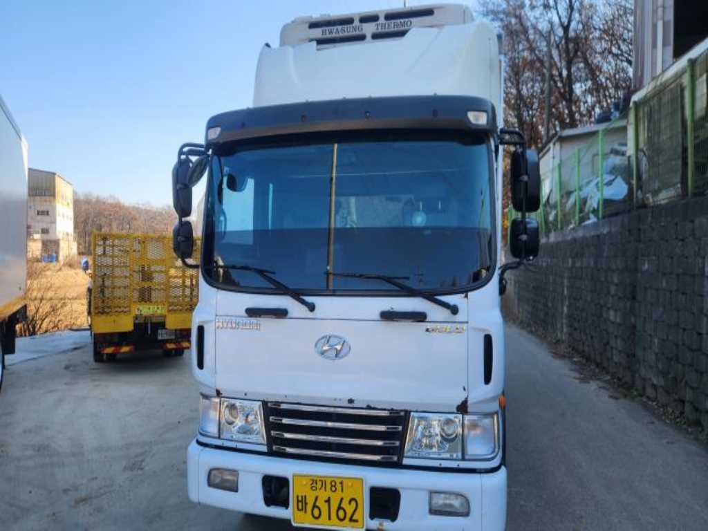현대 메가트럭 냉동탑 장축 1