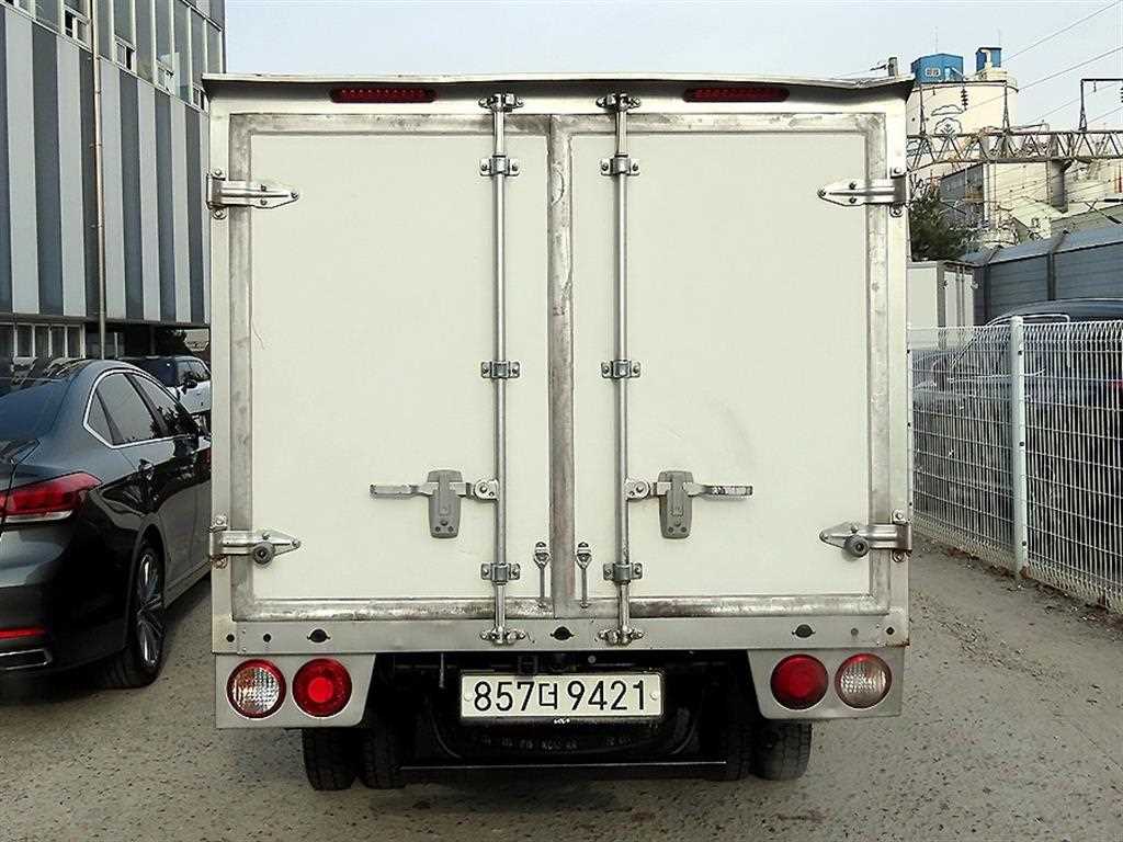 기아 봉고3 1톤 냉동탑 LPG 3