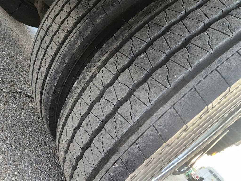 타타대우 더쎈 3.5톤 윙바디 18