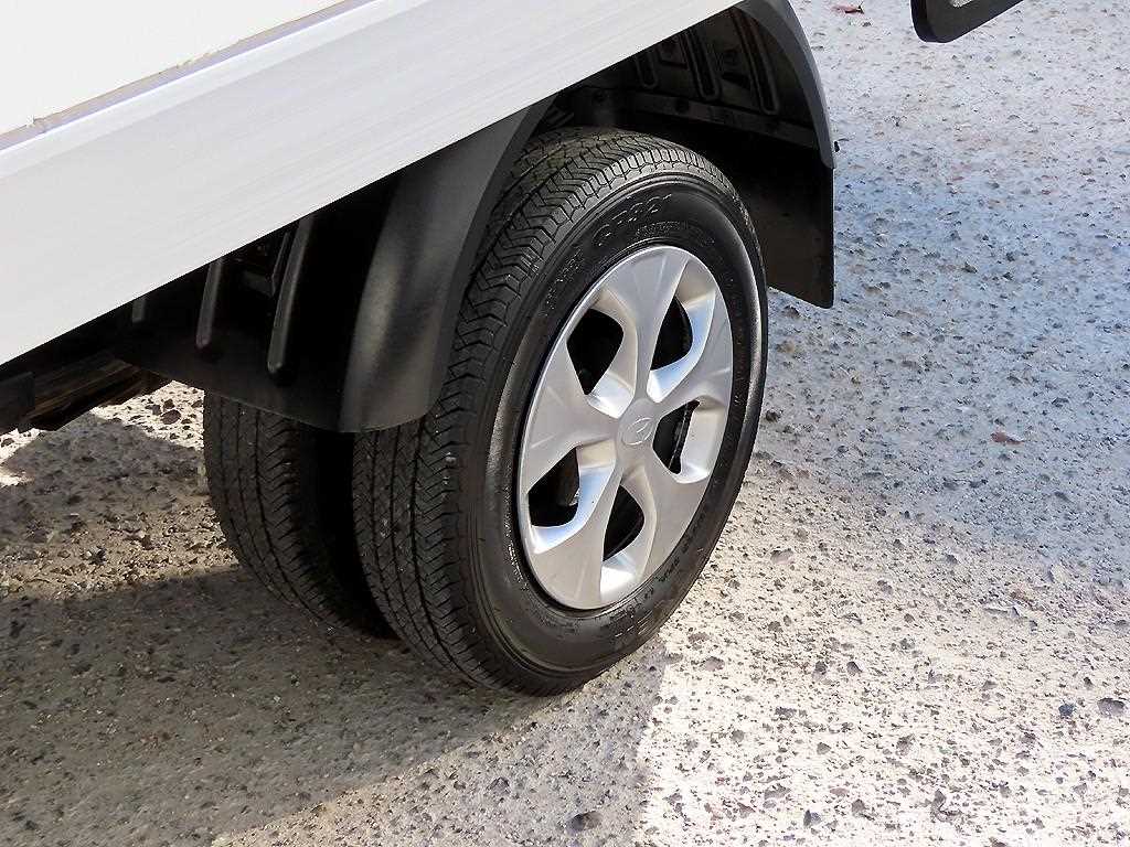 현대 포터2 1톤 냉장탑 LPG 17