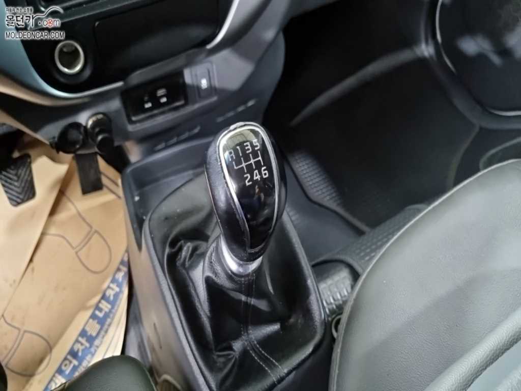 기아 봉고3 1.2톤 카고 8