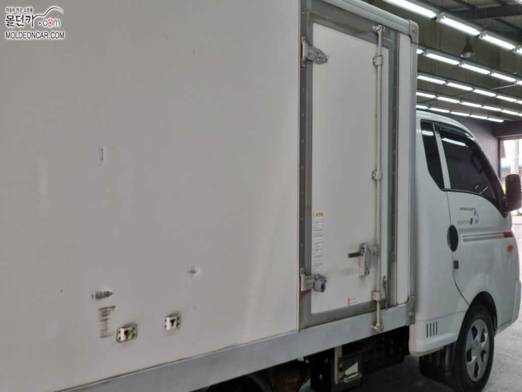 현대 포터2 1톤 냉동탑 7