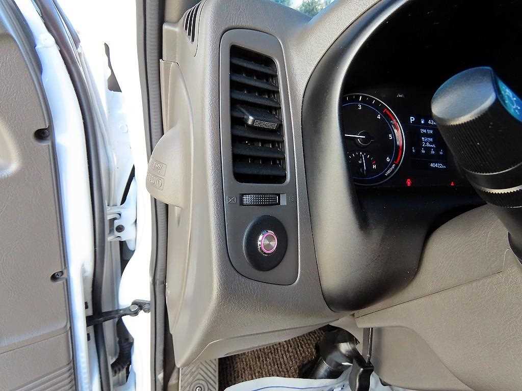 현대 포터2 1톤 냉동탑 LPG 12