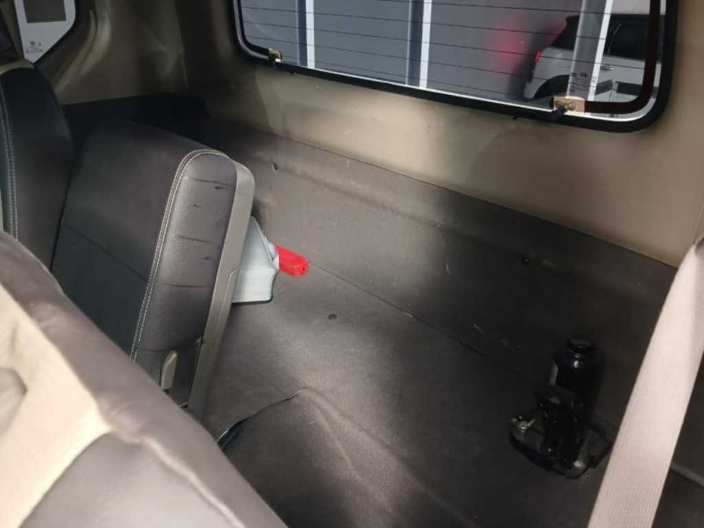 현대 포터2 1톤 카고 LPG 7