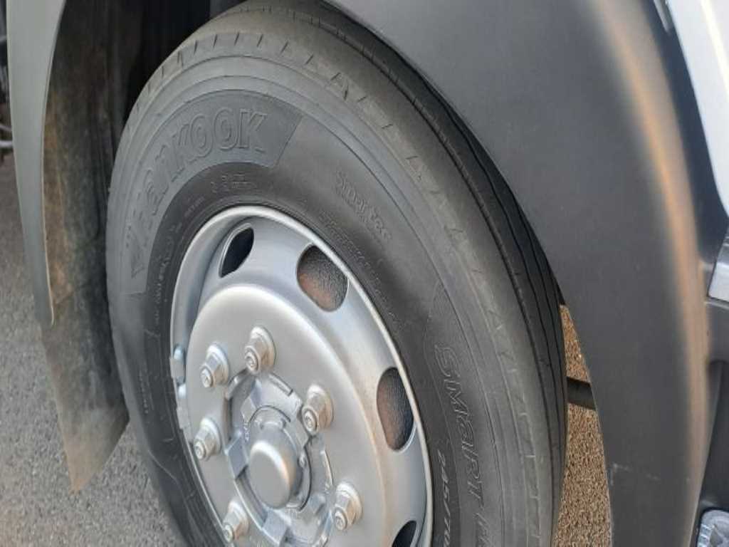 현대 메가트럭 익스하이탑 극초장축 8