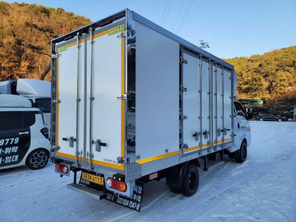 현대 포터2 1톤 냉동탑 LPG 4