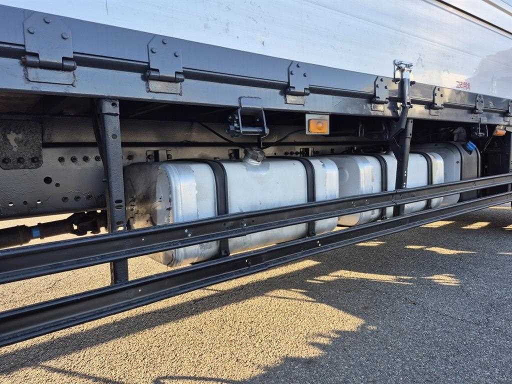 타타대우 노부스 280 단바리 냉장윙 4.5톤 수동 13