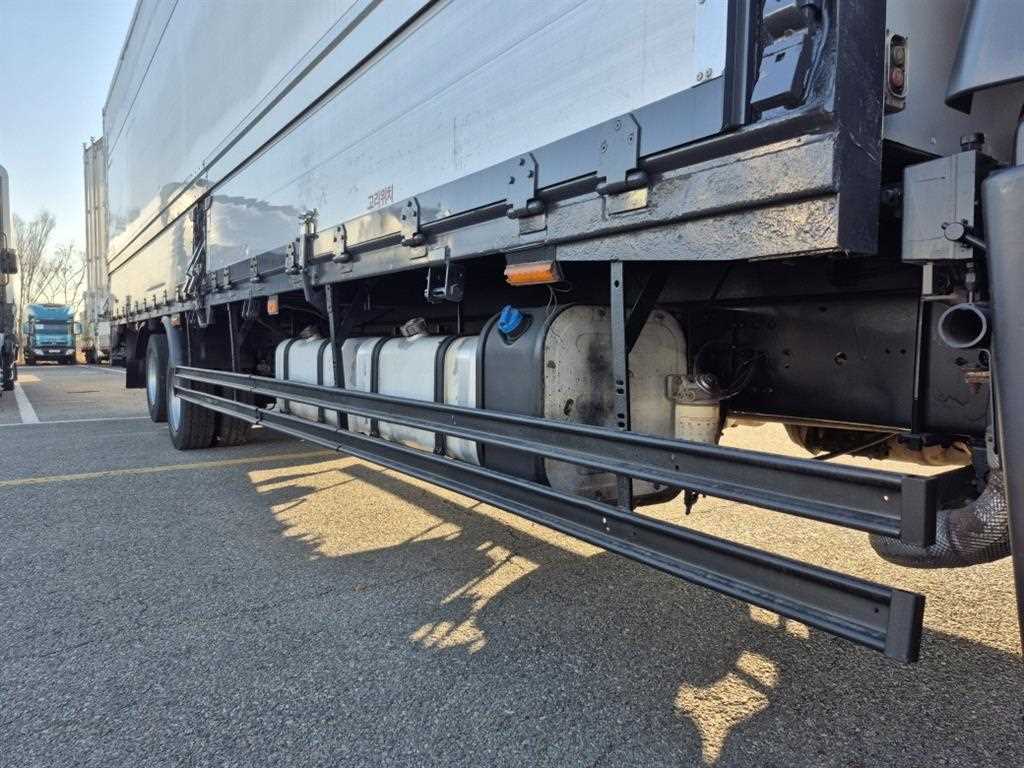 타타대우 노부스 280 단바리 냉장윙 4.5톤 수동 14