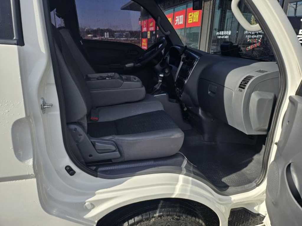 기아 봉고3 1톤 카고 LPG 5