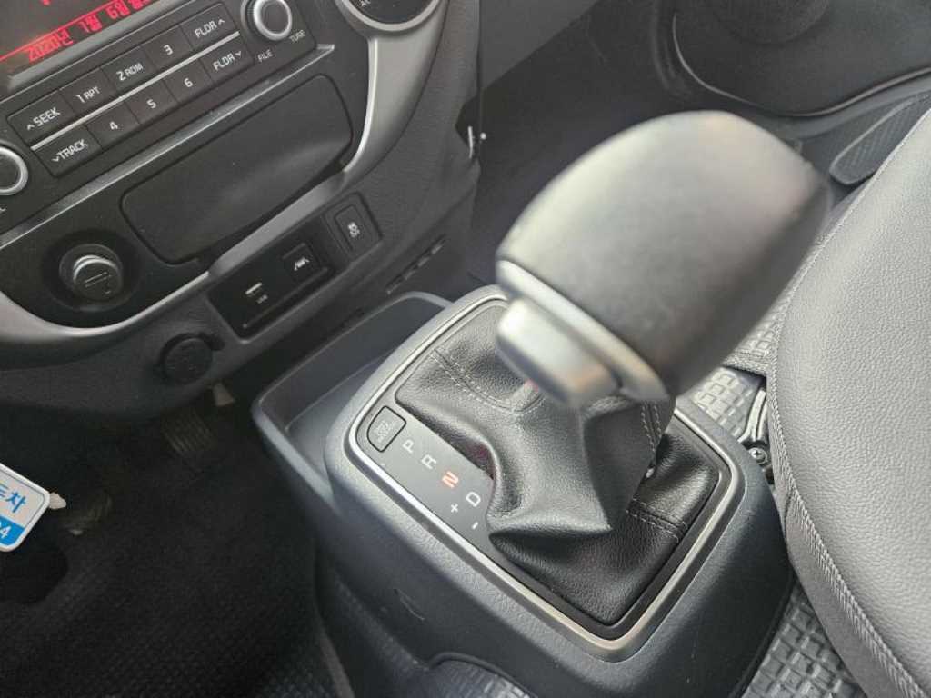 기아 봉고3 1톤 냉동탑 트윈컴프 13