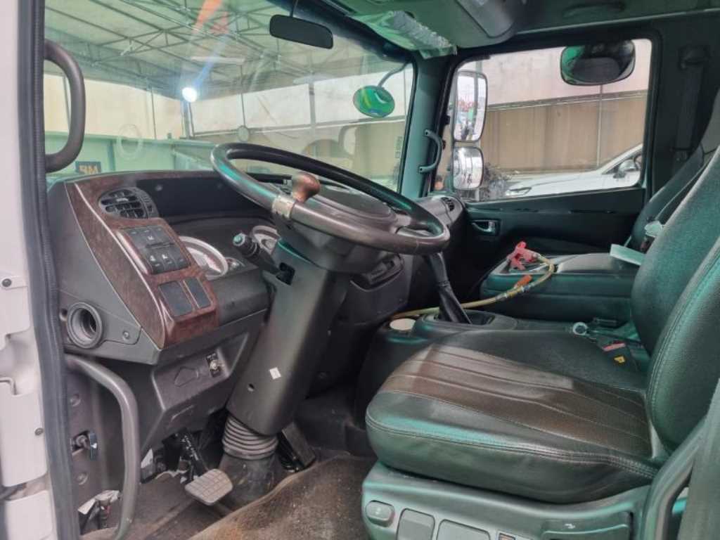 현대 메가트럭 280 단바리 카고 4.5톤 수동 4