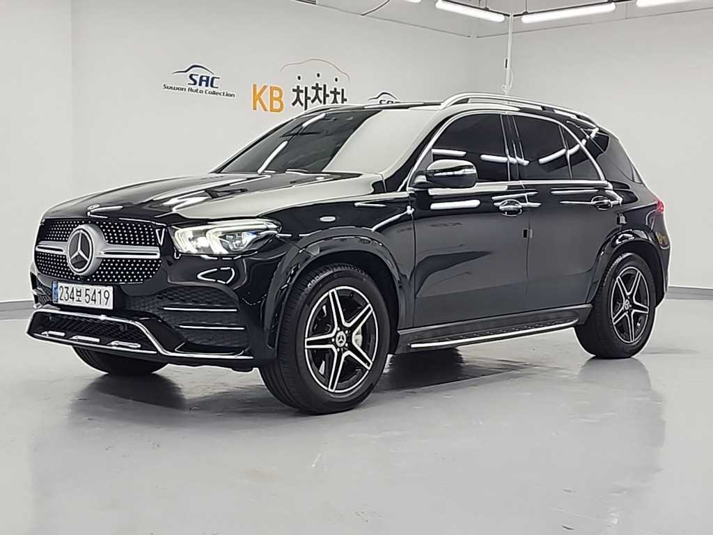 Mercedes-Benz GLE-Class GLE450 4MATIC 3