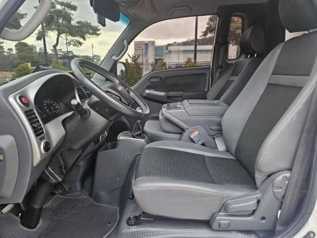 기아 봉고3 1톤 냉동탑 트윈컴프 10