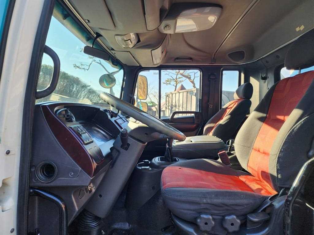 현대 탱크로리 메가트럭 수동 10