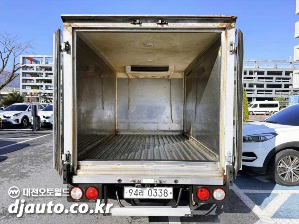 기아 봉고3 1톤 냉동탑 킹캡 장축 18